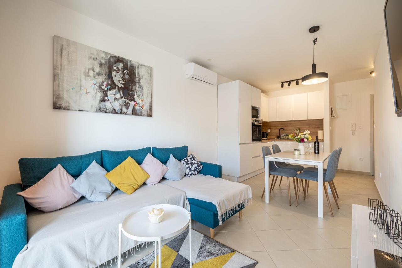 Cosy Apartment Terrano -Free Private Parking Сплит Екстериор снимка