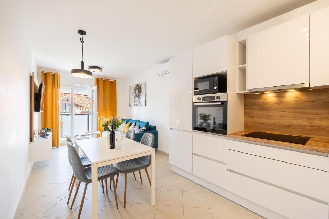 Cosy Apartment Terrano -Free Private Parking Сплит Екстериор снимка